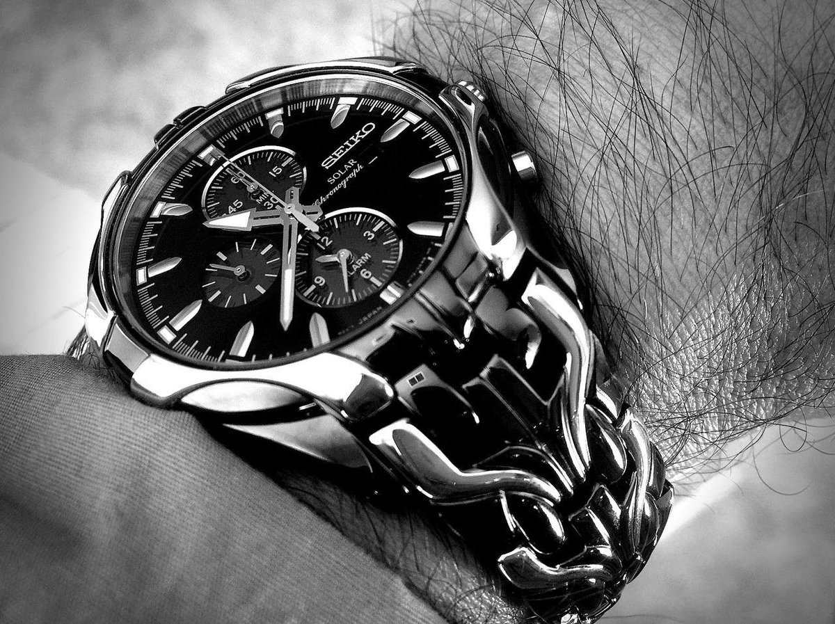 ¾«¹¤ÊÖ±íÄÐSeiko SSC139 °ÔÆø½ÂÁ´¸Ö´øÈýÑÛÒ¹¹â ¹â¶¯ÄÜÄÐÊÖ±í´ú¹º