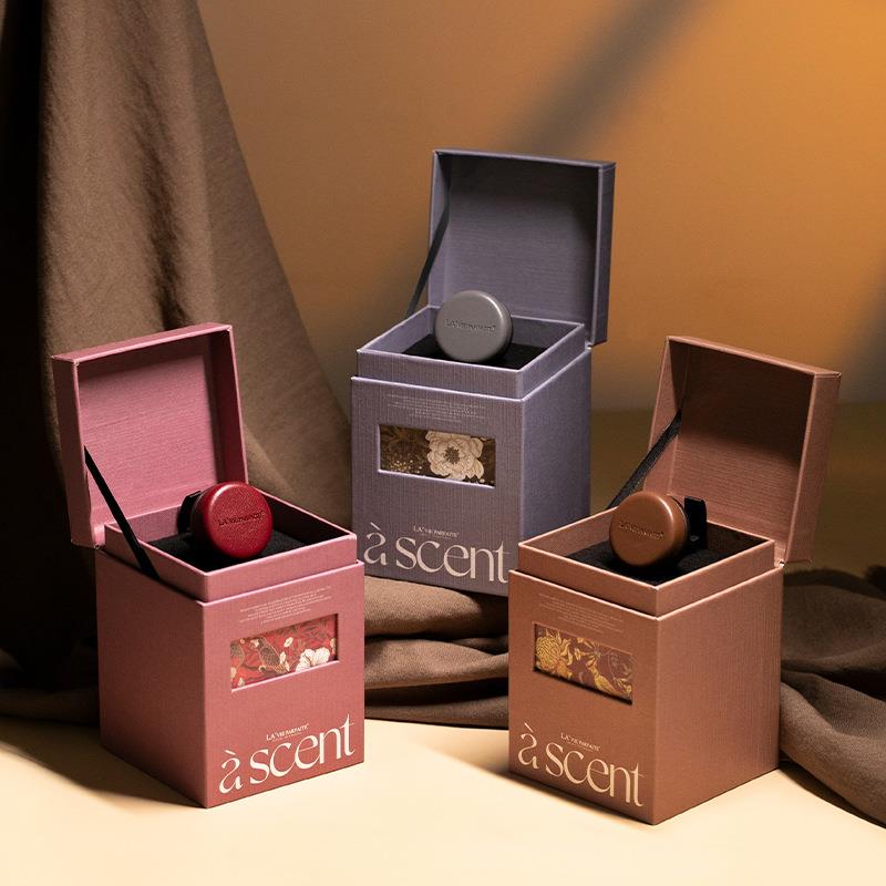 小羊皮汽车载式香薰出风口高级感礼盒尼罗河花园白茶苦橙叶与乌木