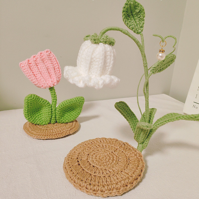 DIY HAND-WOVEN LILY-OF-THE-VALLEY FLOWER NIGHT LIGHT WOOL CROCHET PLUSH FLOWER TABLE LAMP FOR GIRLFRIENDS AND FRIENDS AS A GIFT FINISHED PRODUCT