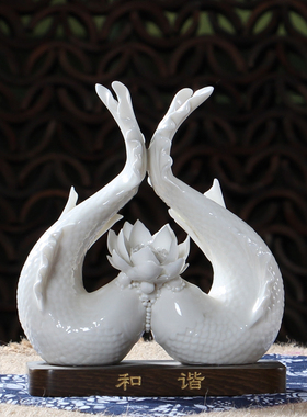 和谐工艺品白瓷电视柜动物雕塑