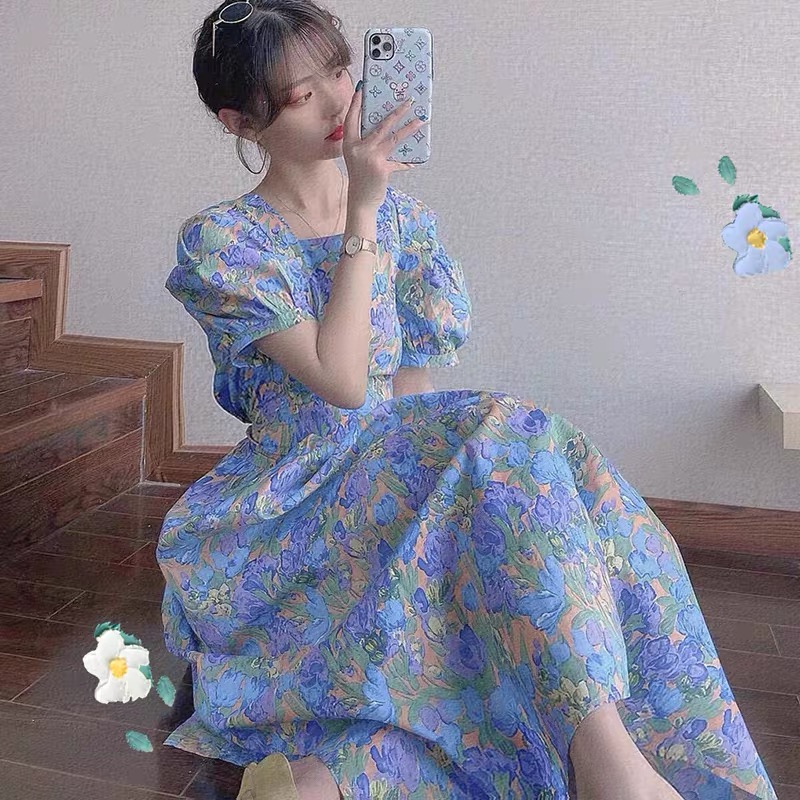 Official picture French retro square shoulder dress Hepburn style medium length bubble sleeve oil painting temperament dress