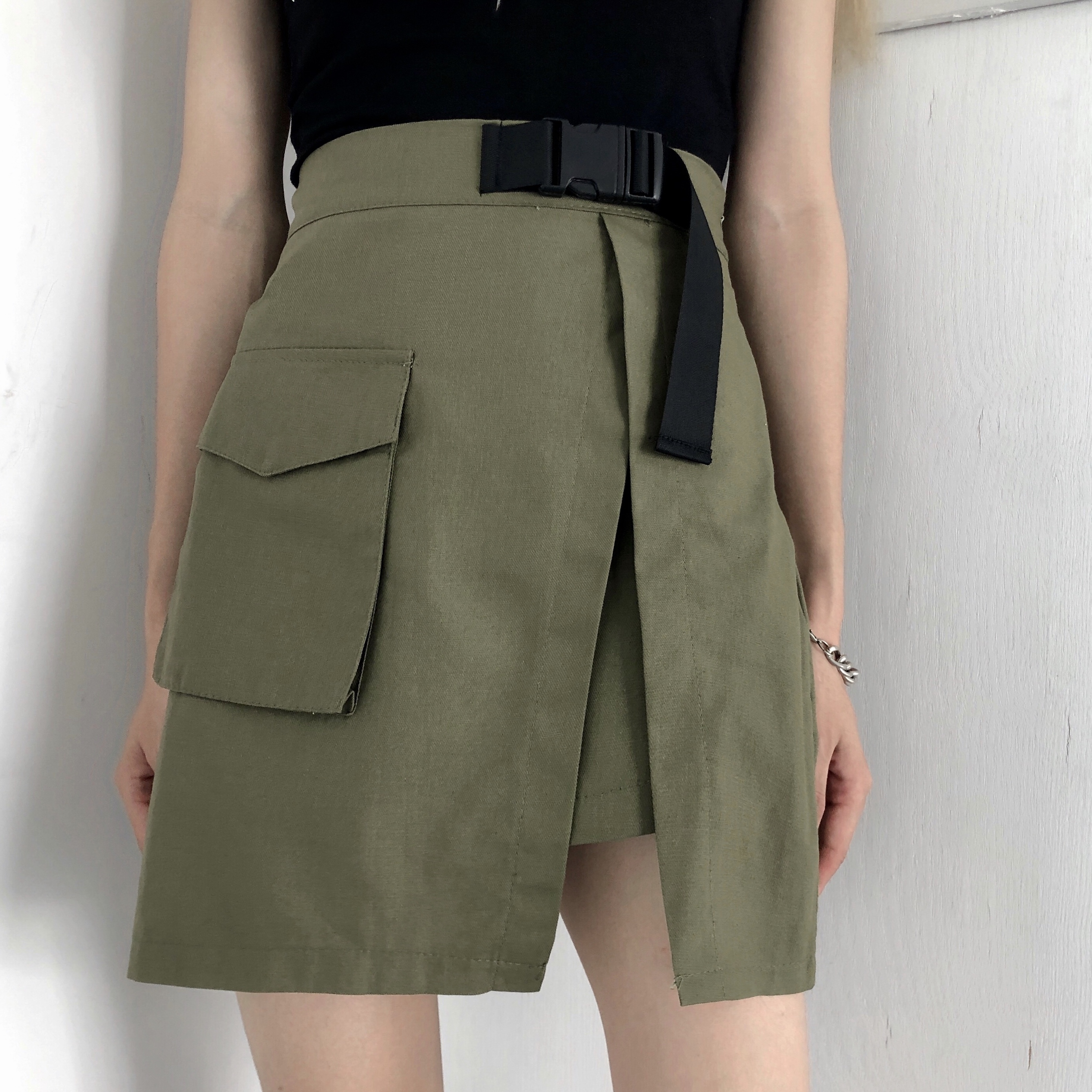 Real work dress new versatile retro casual skirt irregular student big pocket Japanese