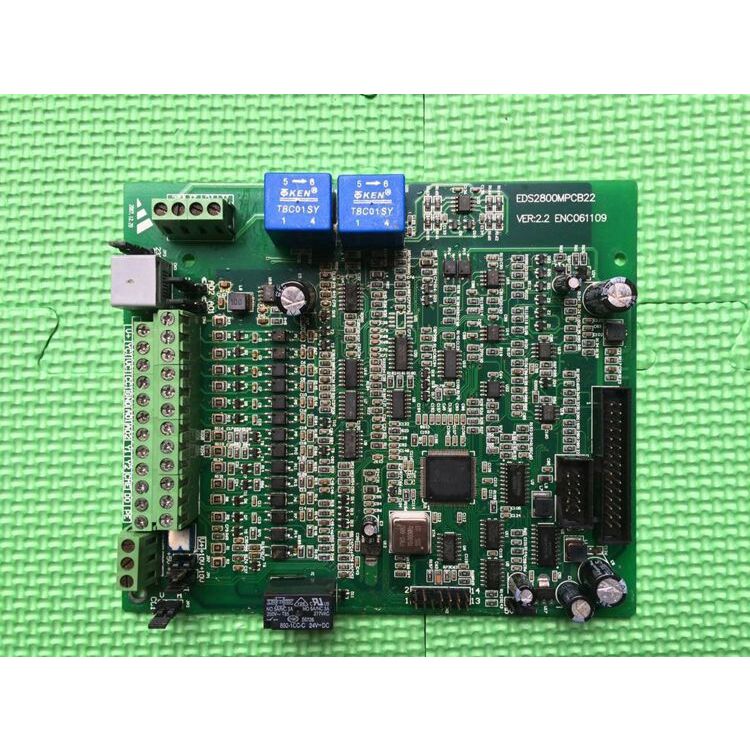 易能EDS2860一体机380V30KW主板 EDS2800MPCB22 二手实物图