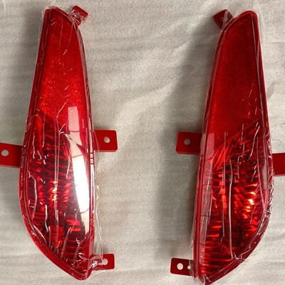 适配华泰圣达菲后杠灯新圣达菲A251.5T后保险杠杠灯后杠皮雾灯