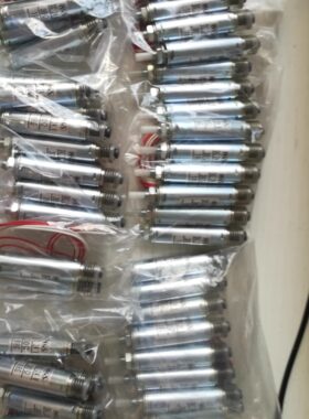 日本品牌KGS电磁铁CA-154804 CA系列磁性元件用螺线管全新未拆封