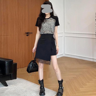 两件套潮 休闲减龄套装 女2025年夏季 新款 复古钩花撞色t恤显瘦裙裤