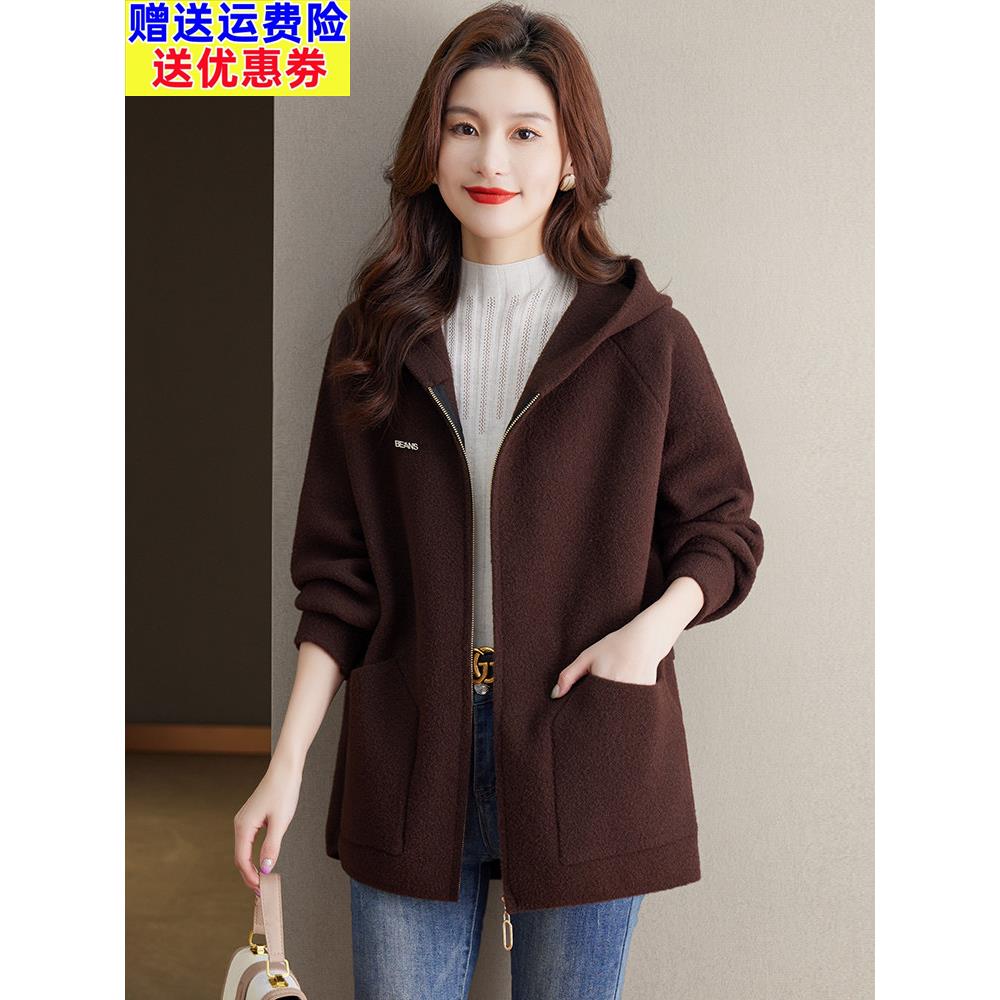 秋季女款其他材质轴截距短外套