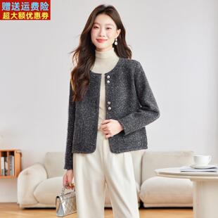 今年流行漂亮的外搭女2025新款春秋洋气宽松棒球服短外套羊绒开衫