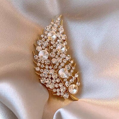 闪钻树叶胸针高档女奢华气质高级感羽毛别针设计感小众大衣配饰品