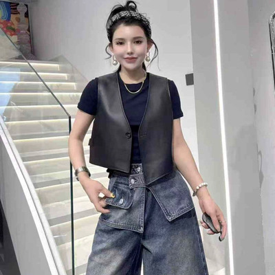 英伦风真皮马甲女绵羊皮背心短款休闲马夹坎肩不规则设计皮衣外套