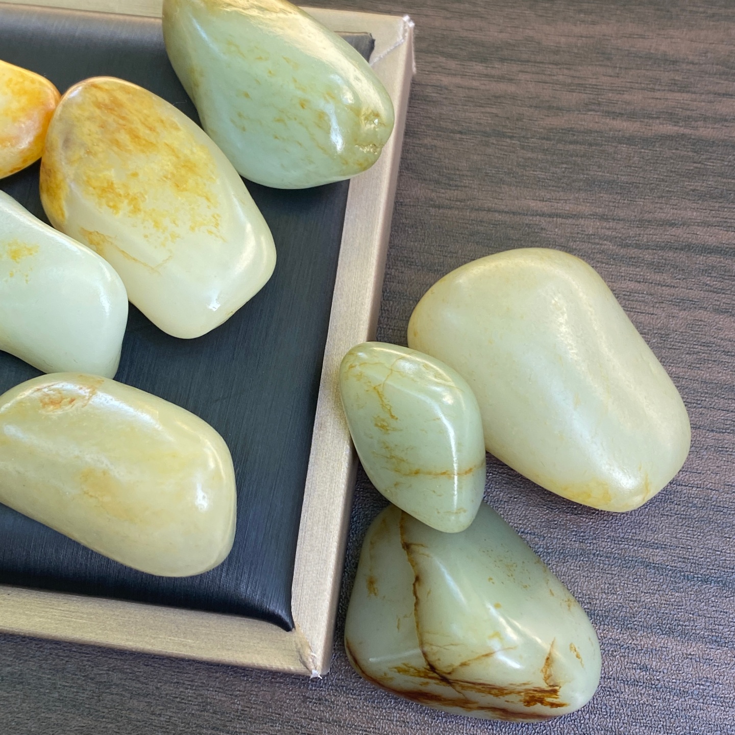 天然正品新疆和田玉青白玉籽料原石吊坠独籽挂件可镶金颈饰男女款