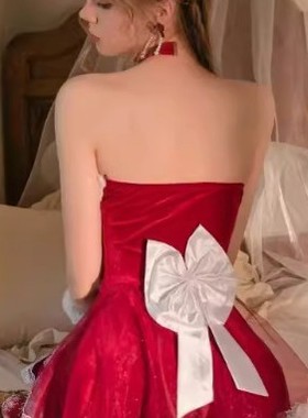 戈梦圣诞节战袍跨新年红色套装兔女郎cosplay服装性感制服女装纯n