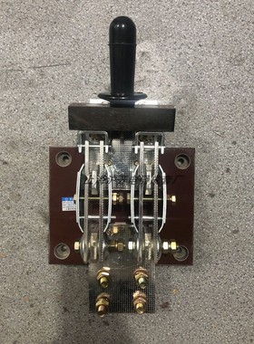 HD11 1000A 1500A 2000A 3000A 18/28单投防误刀开关闸刀隔离开关