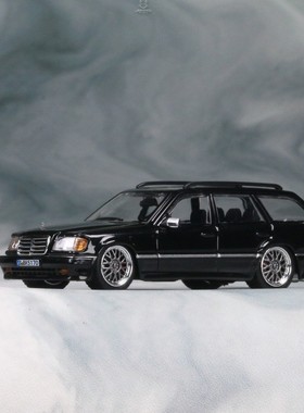 Mortal S124旅行车 瓦罐 1:64 合金汽车模型 附车顶配件 收藏摆件