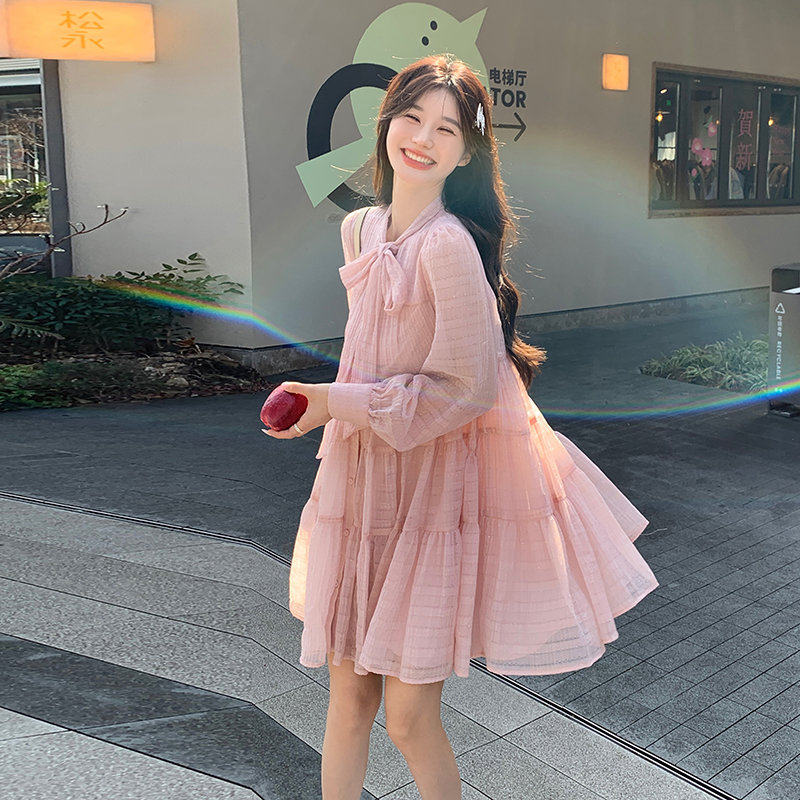 新品新款上市2023年春季优质精品疯狂促销甩卖热销推荐实拍连衣裙