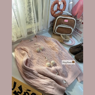 亚比羊羔毛球浅粉色提花毛衣女秋冬可爱萌针织外套开衫少女上衣