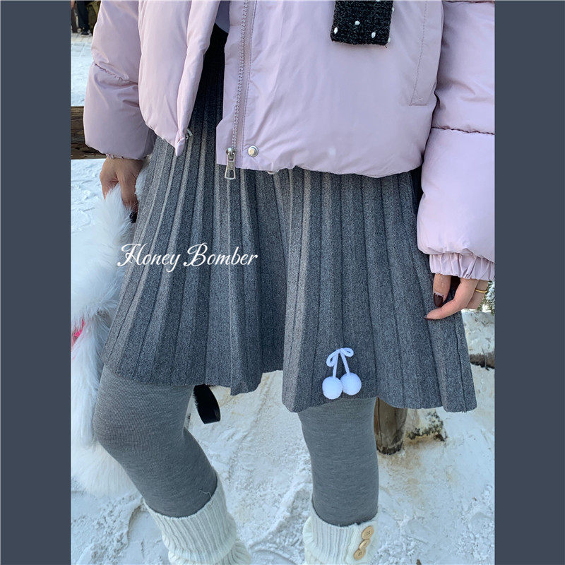 甜心轰炸机秋冬季日系学院少女毛球针织半身裙女休闲百搭百褶短裙,女装/女士精品,半身裙,淘宝优惠券,粉丝福利购,淘宝优惠卷