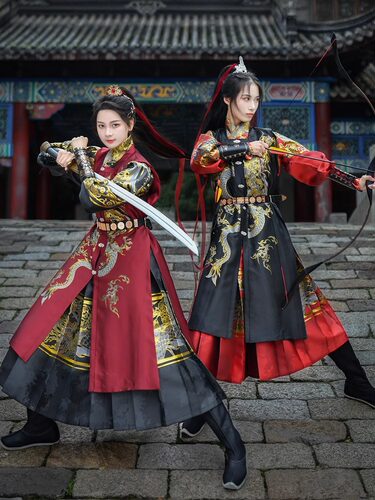 男女飞鱼服出租重工织金锦衣卫