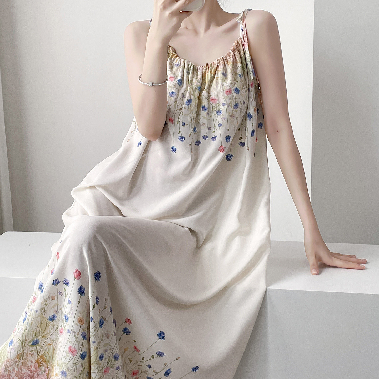 甜美风绿色花卉印花吊带睡裙女夏季棉绸性感带胸垫防凸点家居服薄
