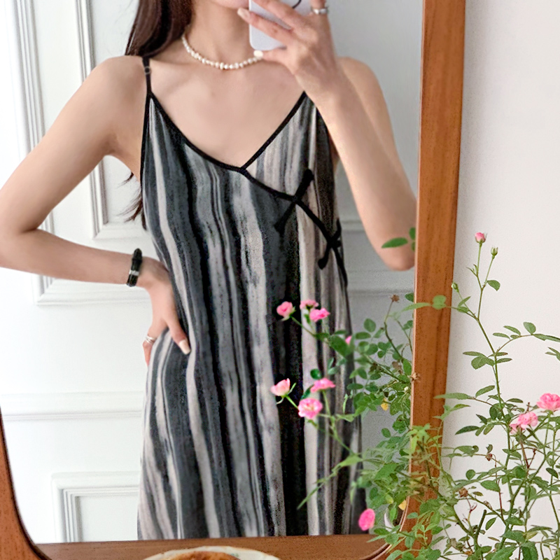 人造棉睡裙可外穿中长款简约风