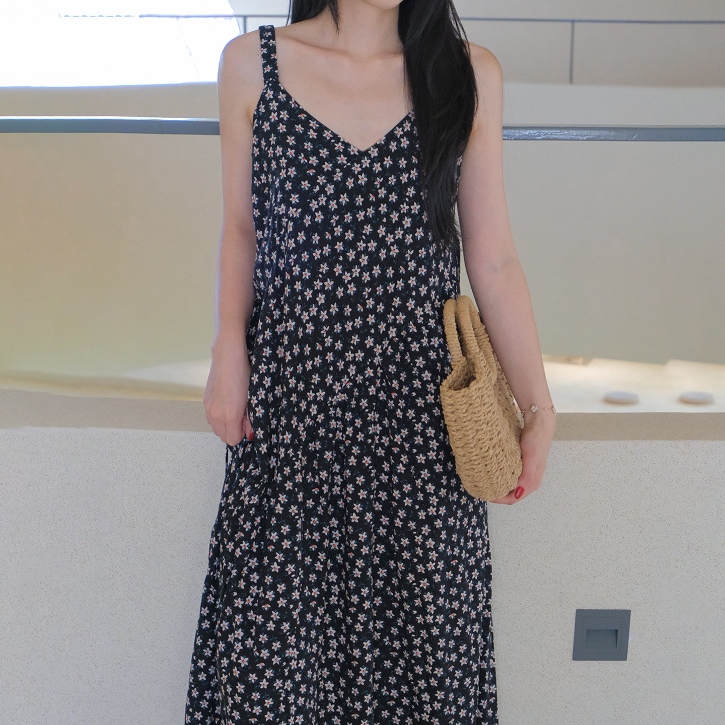 夏季棉绸碎花吊带显瘦睡裙图片