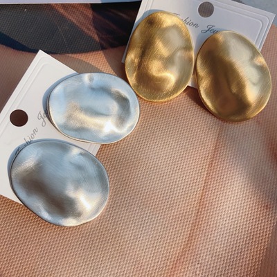 个性雾面椭圆形大耳钉夸张耳环