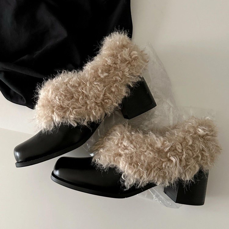 方头毛毛鞋女冬外穿加绒小皮鞋女英伦风粗跟单鞋大码女鞋秋