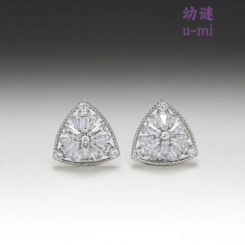 原创设计新款S925针立体感三角形满镶锆石耳钉小众设计高级感奢华