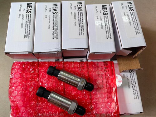 徐工挖掘机XE135 150 200 210 260 360D液压泵高压低压传感器开关