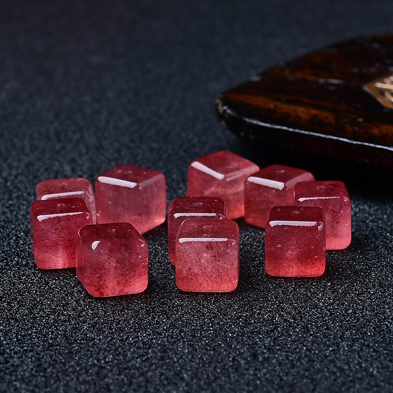 天然草莓晶鸽血红方糖手链diy女款单圈时尚百搭粉色水晶手串饰品