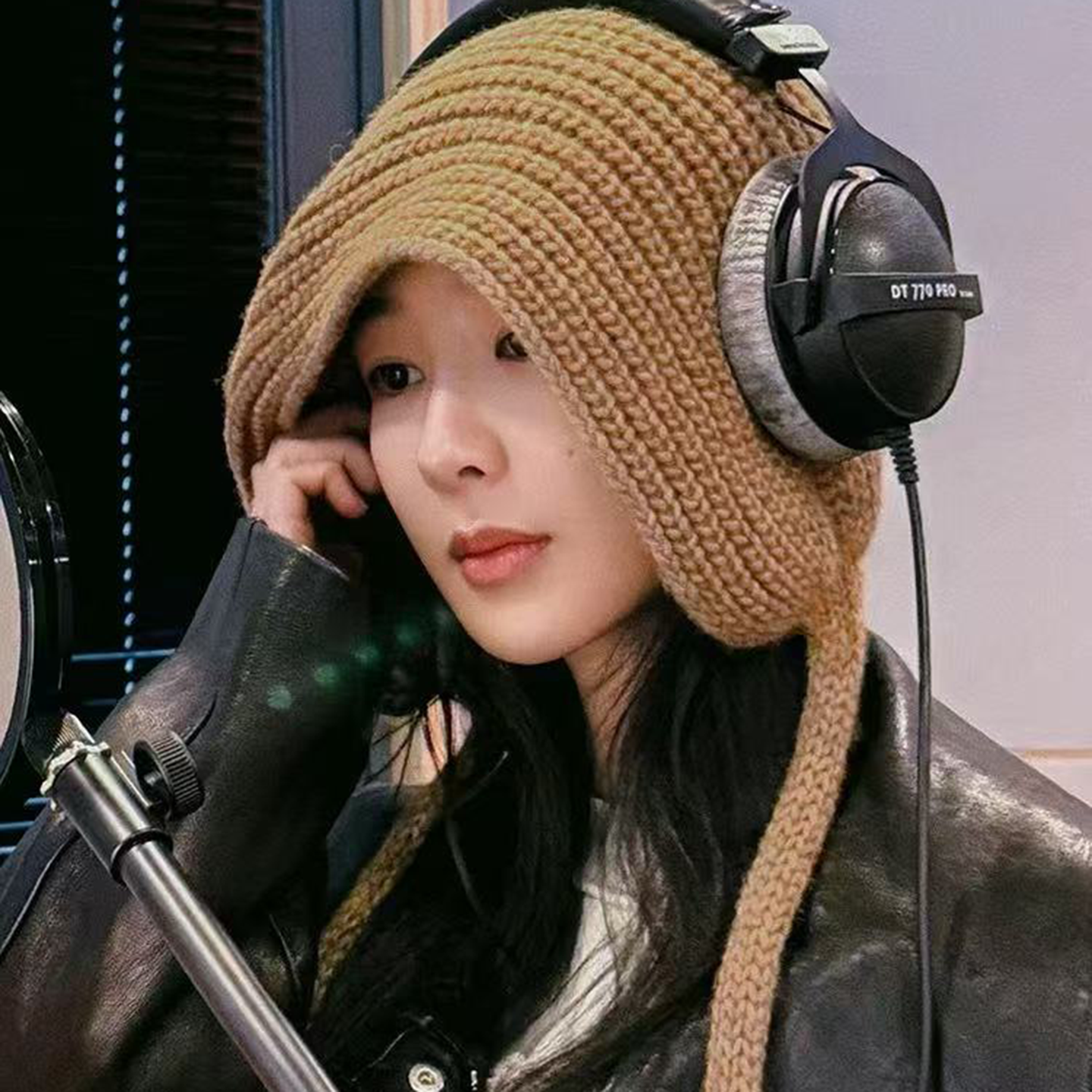 杨紫同款护耳针织毛球帽子女冬季保暖长辫子包头帽2025新款针织帽,服饰配件/皮带/帽子/围巾,帽子,淘宝优惠券,粉丝福利购,淘宝优惠卷