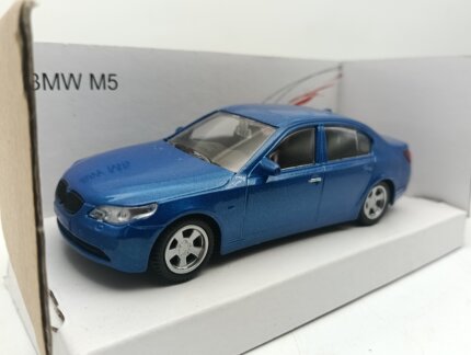 1:43  MM  宝马M5 B MW  M5