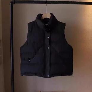 韩版立领面包服马甲女秋季新款胖mm百搭保暖无袖外套黑色纽扣马甲