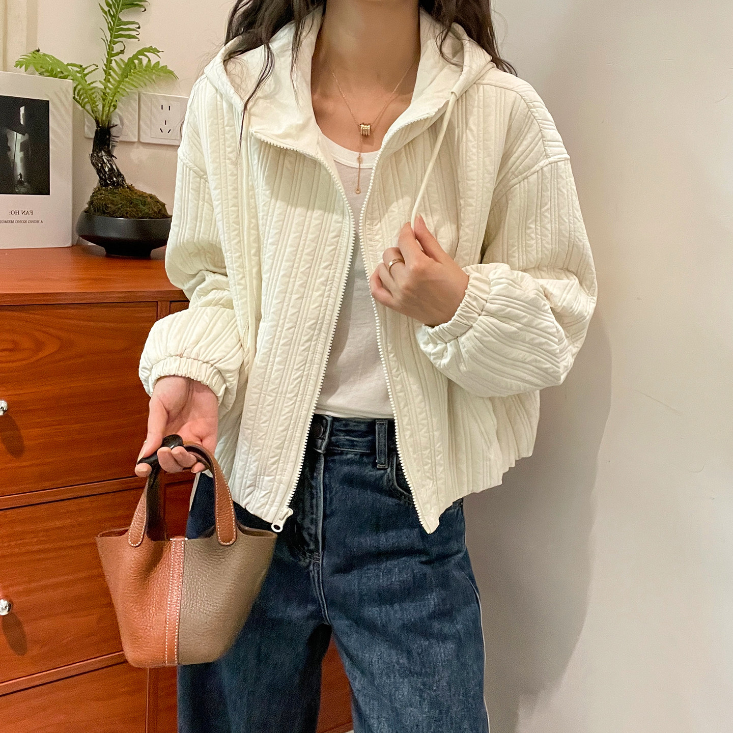 复古连帽加棉压格外套女欧货上衣