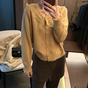 蕾丝拼接羊毛针织开衫女欧洲站2025冬装新款欧货女装时尚短外套潮