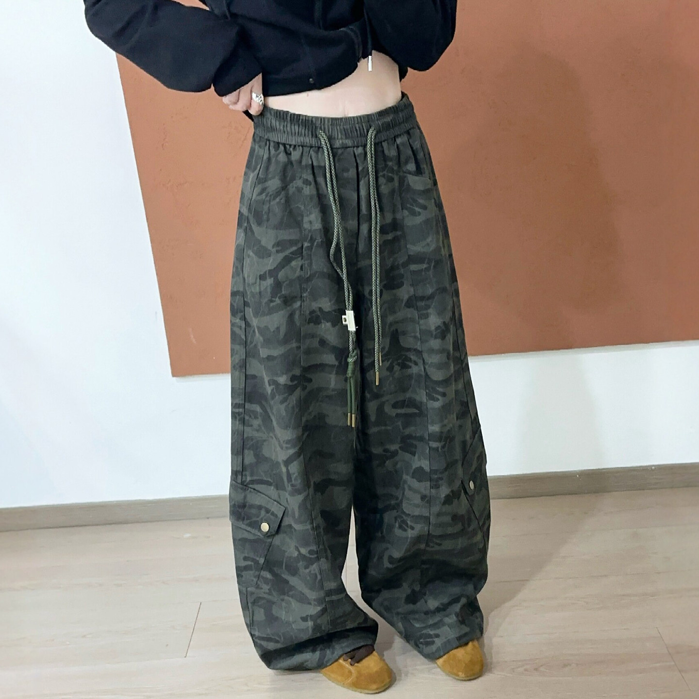 复古迷彩拖地工装阔腿裤女欧洲站