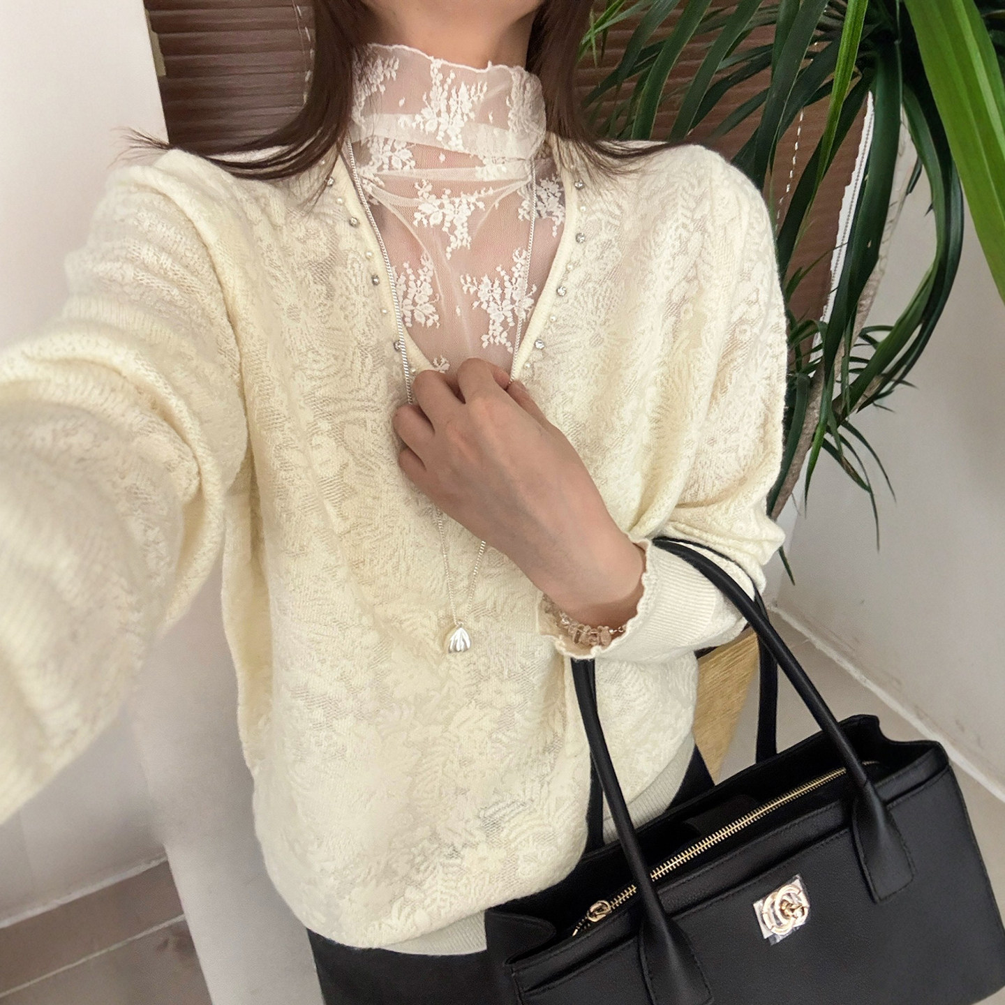 蕾丝钩花半高领羊毛针织衫女欧洲站2025冬装新款欧货女装打底衫潮,女装/女士精品,毛针织衫,淘宝优惠券,粉丝福利购,淘宝优惠卷