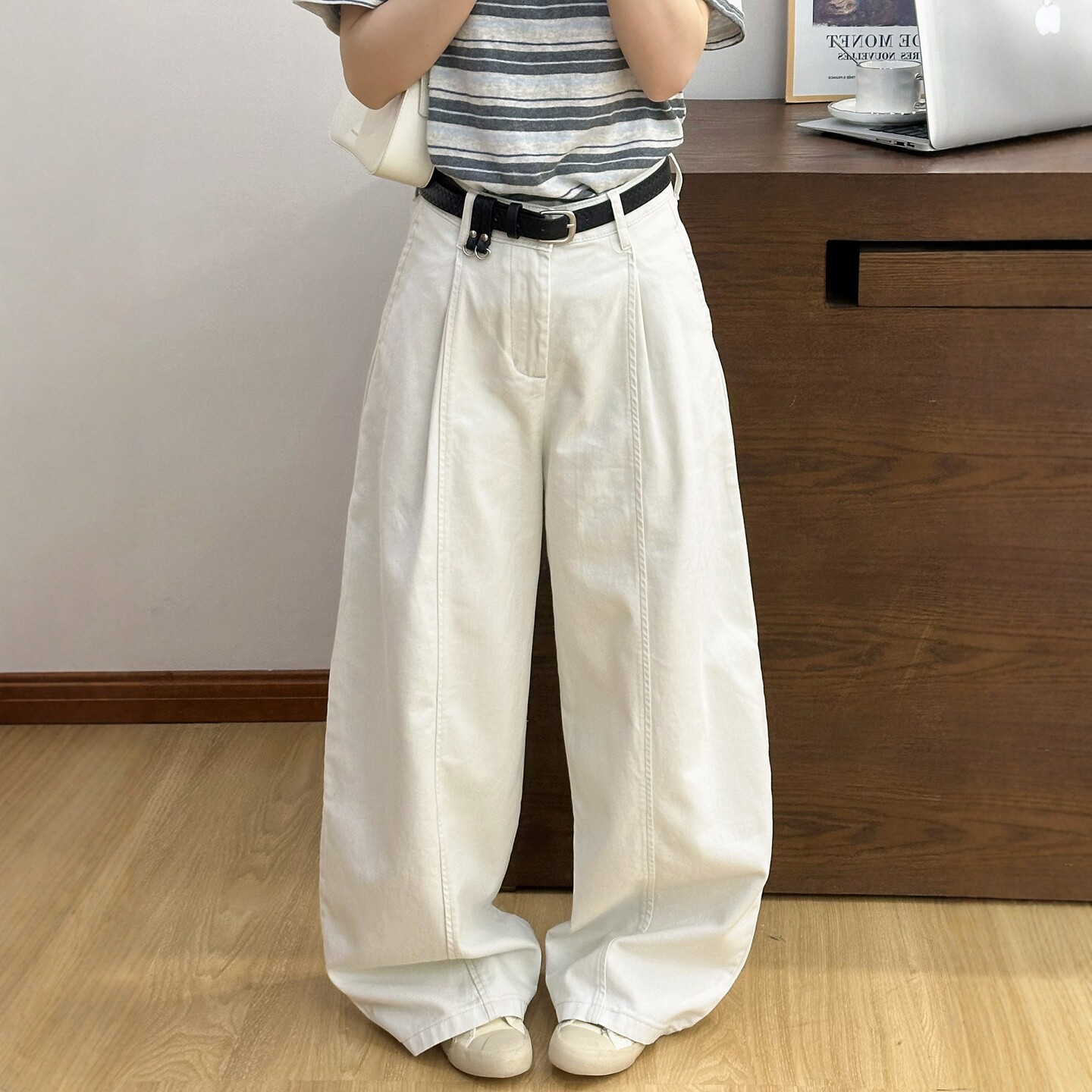 米白色拖地阔腿牛仔裤女欧洲站2026春装新款欧货女装时尚直筒裤潮