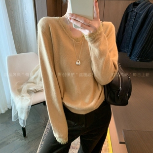 蕾丝V领绵羊毛针织衫女欧洲站2026秋季新款欧货女装时尚打底毛衣