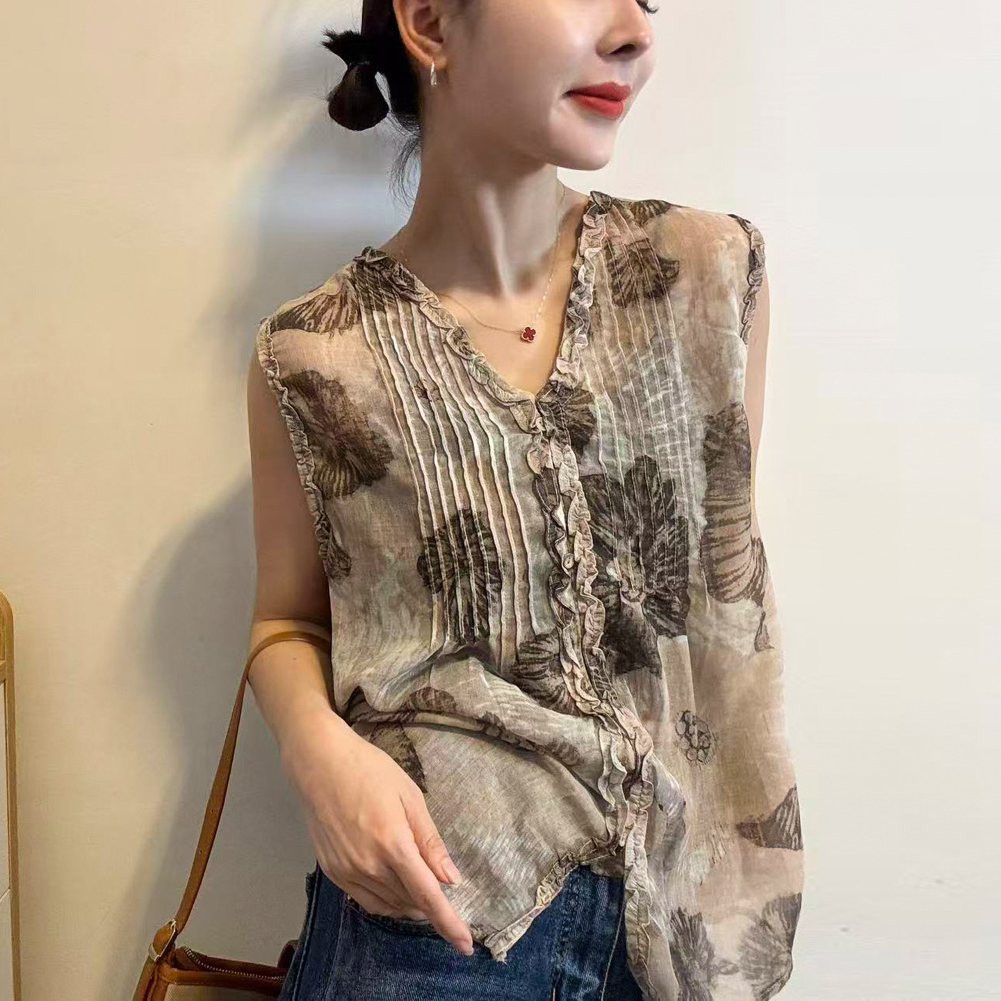 木耳边褶皱印花无袖衬衫女欧洲站