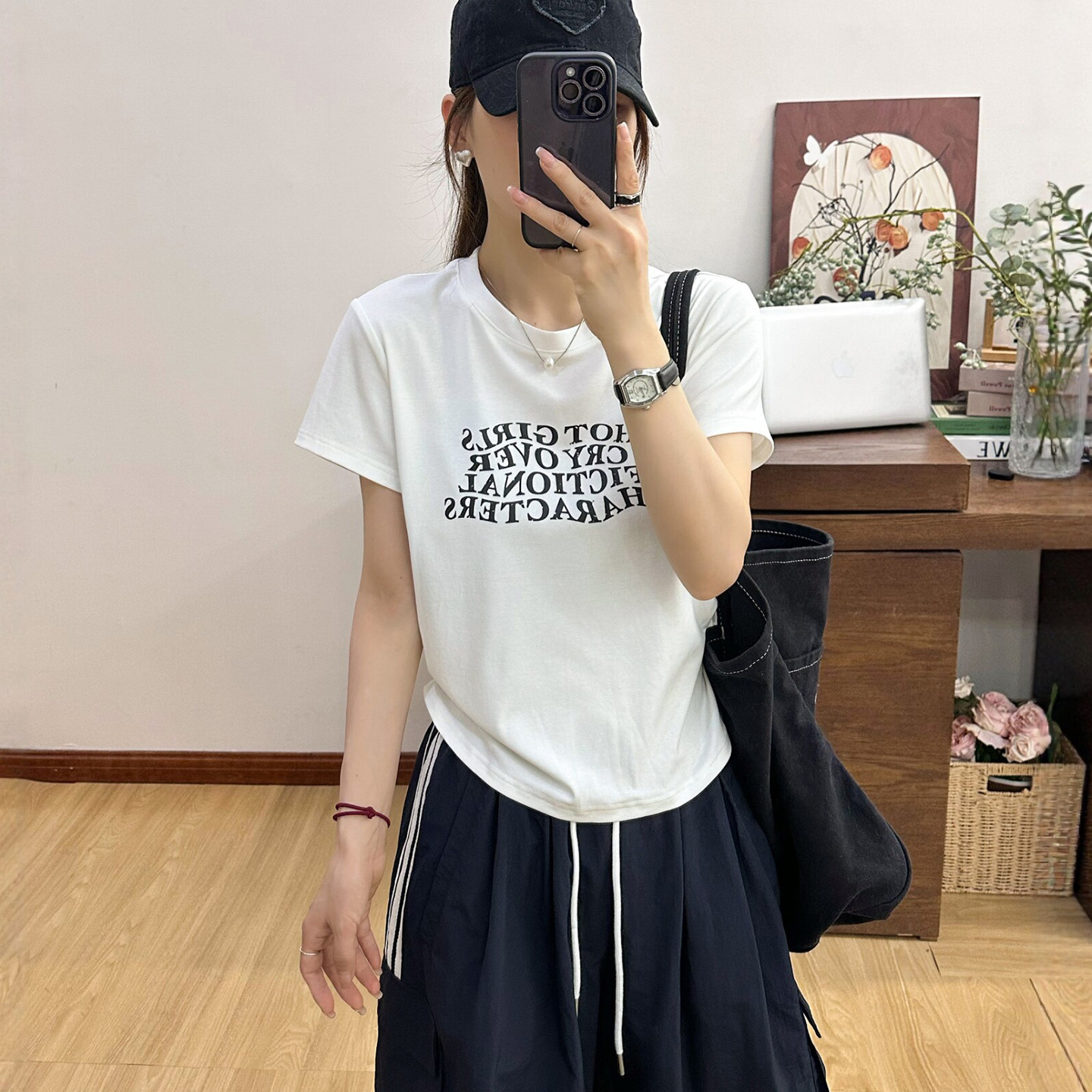 字母印花修身小版短袖T恤女欧洲站2026夏装新款欧货女装打底衫潮