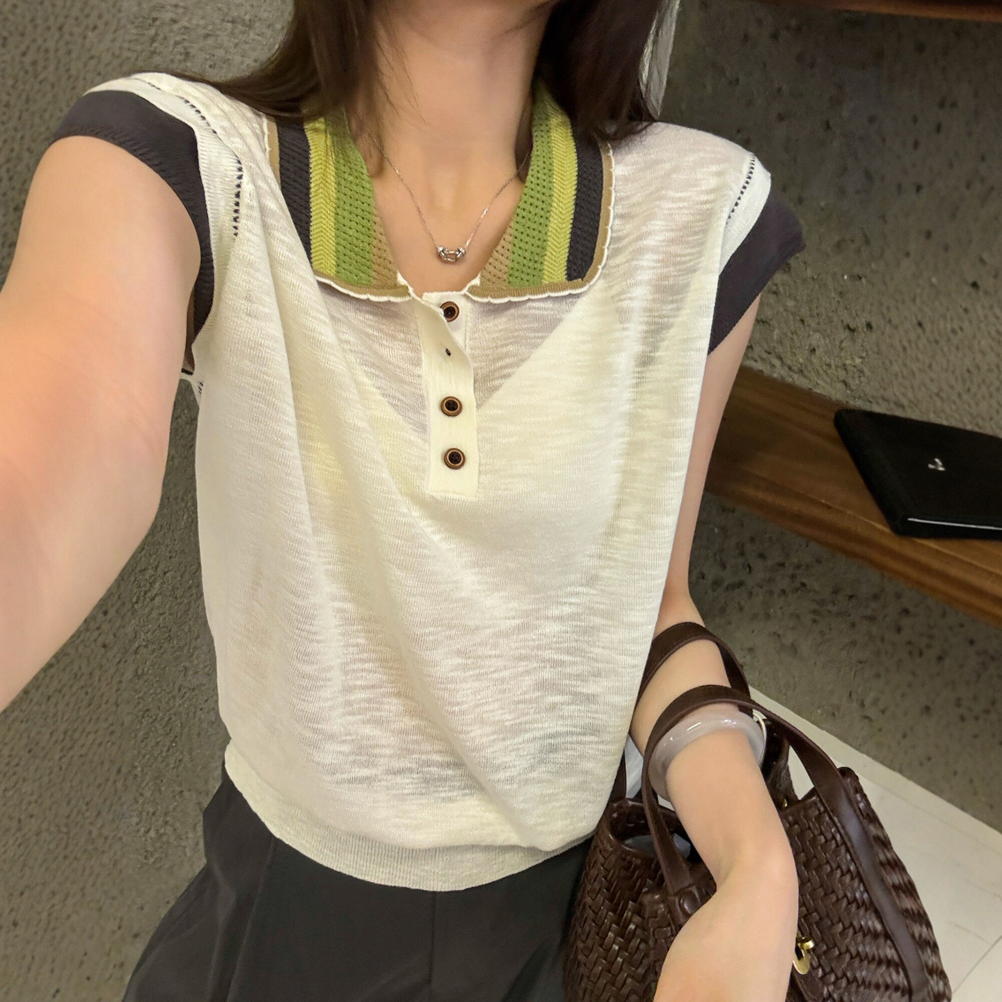 撞色翻领冰丝针织衫女欧货娃娃衫