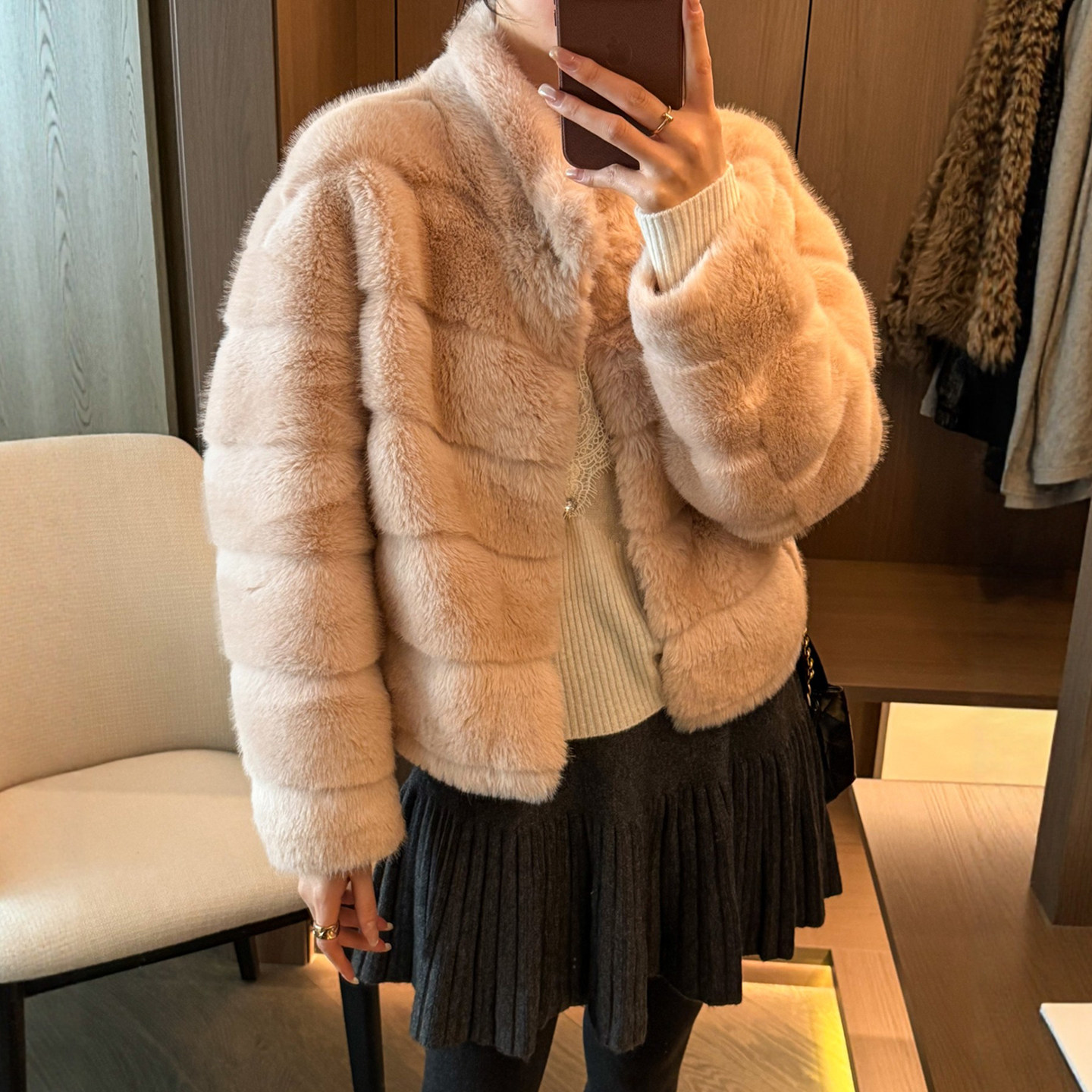 环保水貂毛皮毛一体外套女欧洲站2025冬装新款欧货女装时尚上衣潮