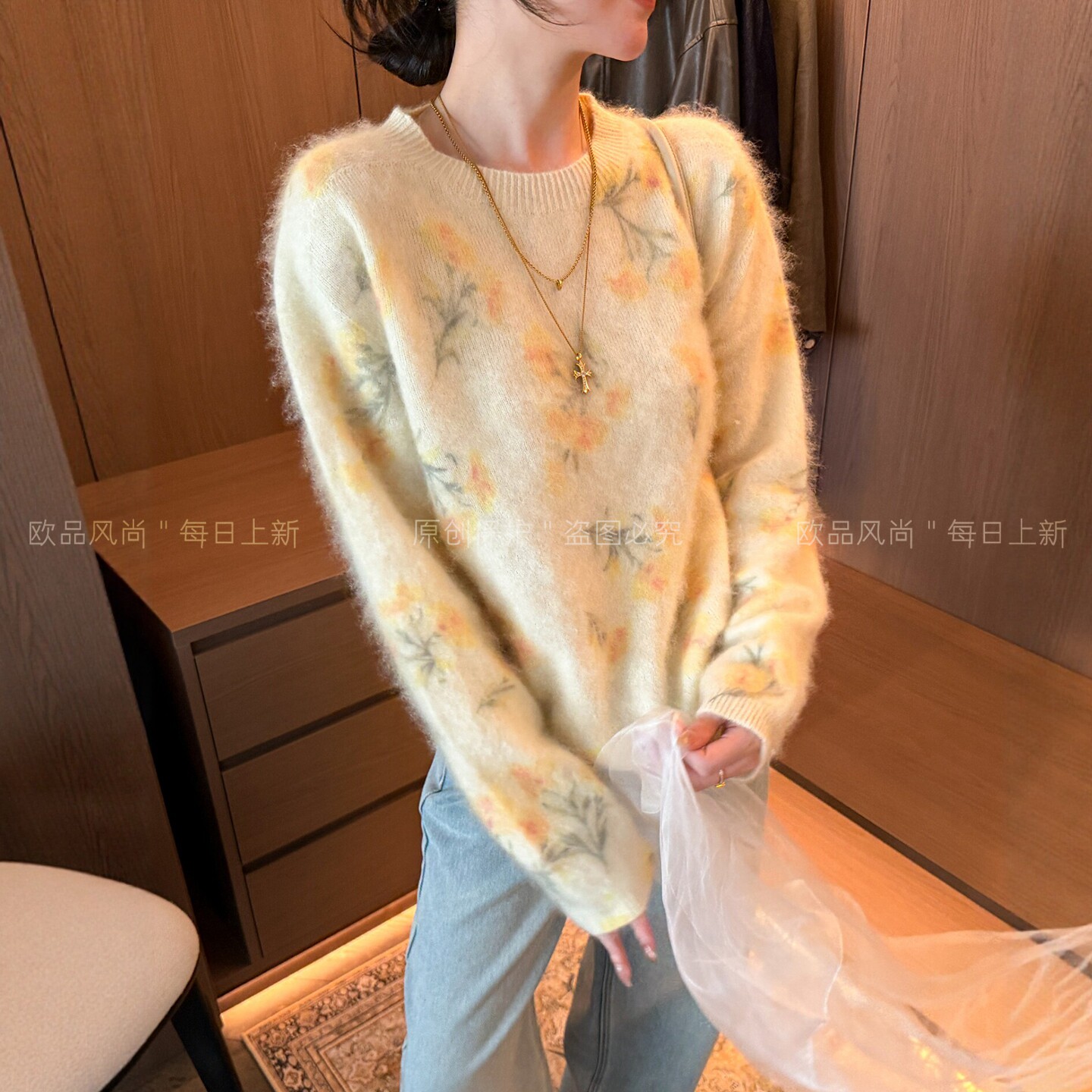 花朵印染羊毛拉绒针织衫女欧洲站