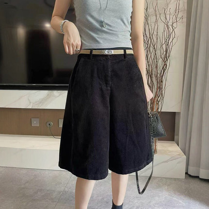 复古灯芯绒五分阔腿中裤女欧洲站2026早秋新款欧货女装休闲短裤潮