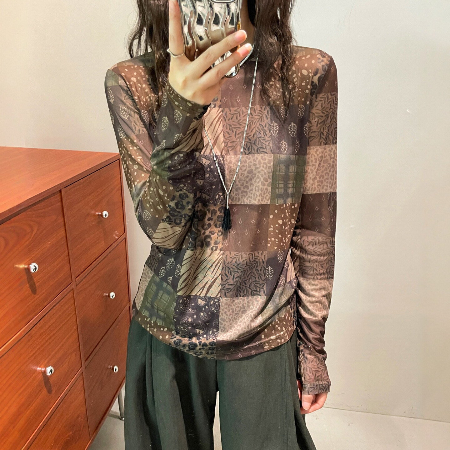 复古印花面膜长袖T恤女欧货上衣