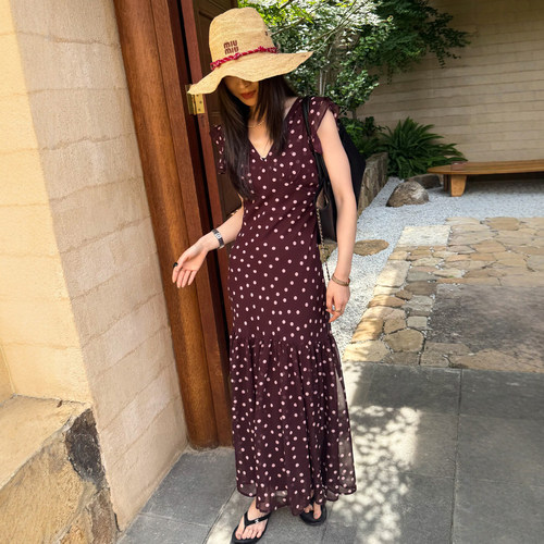 撞色波点飞飞袖收腰连衣裙女欧货