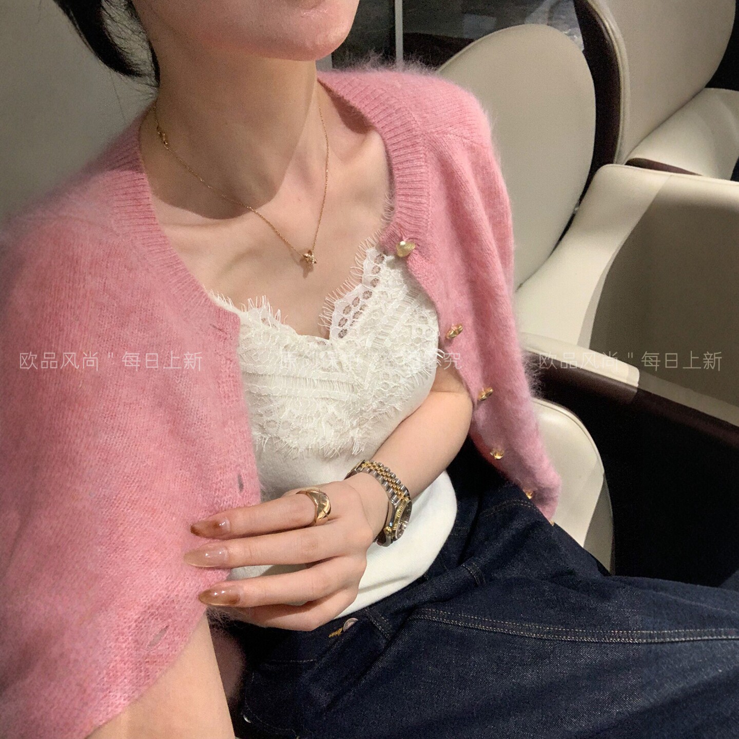 蕾丝拼接V领吊带背心女欧洲站潮