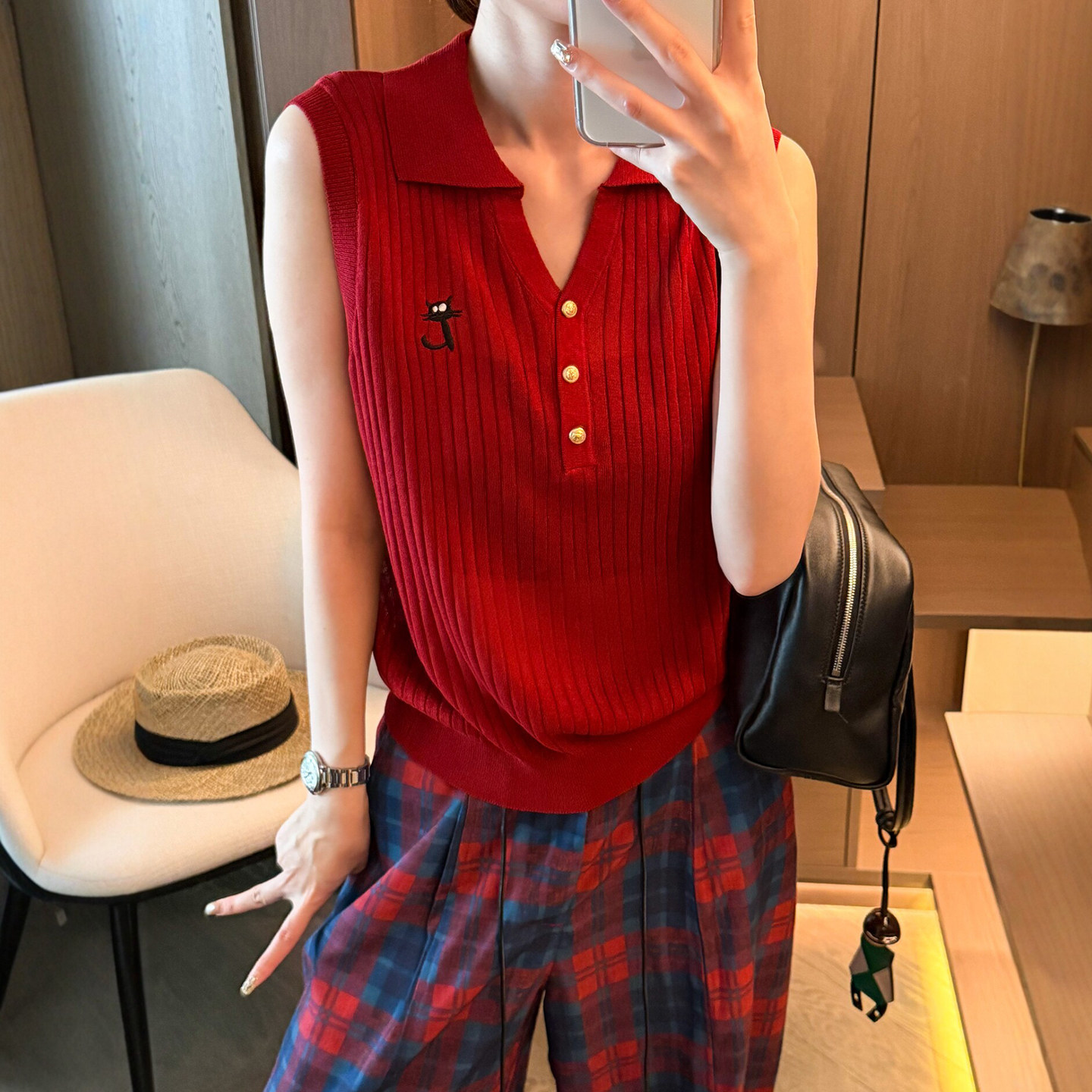小猫刺绣POLO领冰丝针织衫女欧货