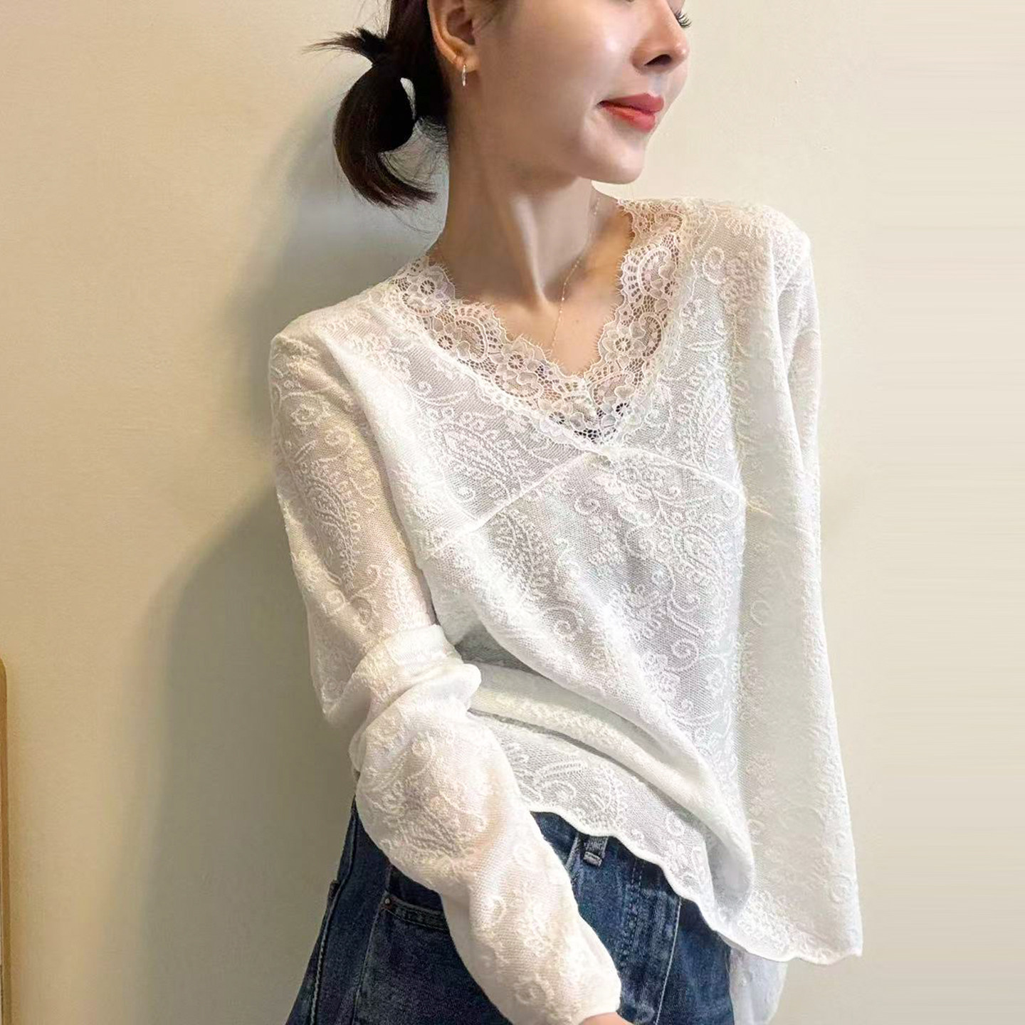 钩花蕾丝V领羊毛针织衫女欧洲站